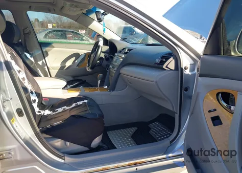 2007 Toyota Camry Xle z USA, uszkodzony, nr VIN 4T1BE46K87U539104